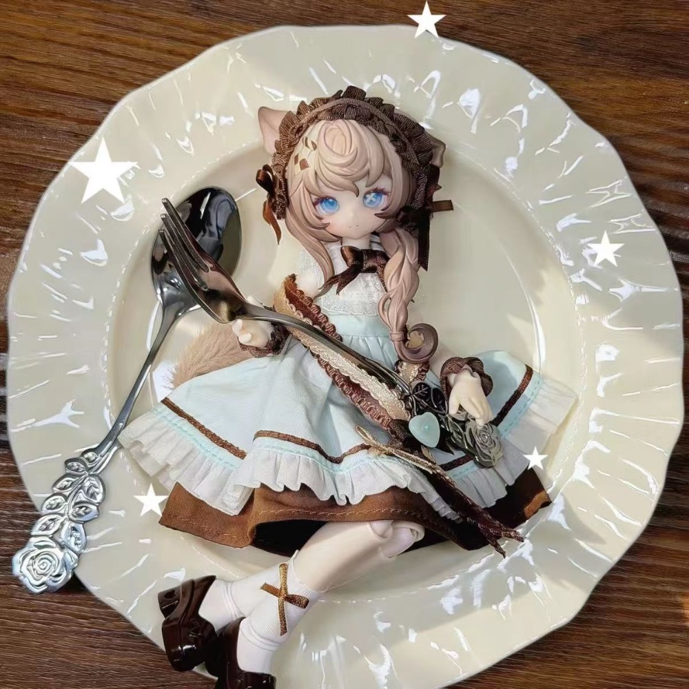 Inedible Doll Lunar Lore Meow  - Mystery Box Blind Bag บทวิจารณ์และราคา