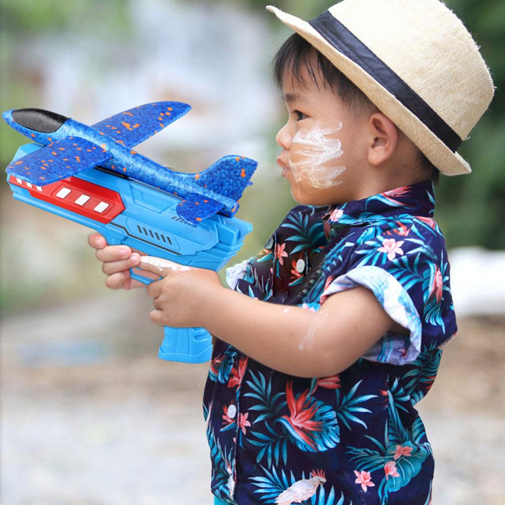 เครื่องบินของเล่นแบบปล่อยด้วยค - Model Airplane Plastic บทวิจารณ์และราคา